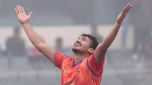 Taskin Ahmed: చరిత్ర సృష్టించిన బంగ్లాదేశ్ బౌలర్లు… ఏకంగా 7 వికెట్లు !