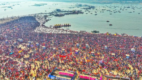 Maha Kumbh Mela: 27 ఏళ్ల తర్వాత కుంభమేళాలో భర్త ప్రత్యక్షం.. భార్య ఏం చేసిందంటే?