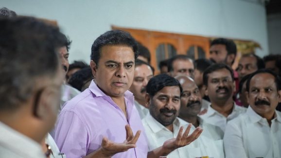 Formula e Car Race Case: నో పర్మిషన్.. జస్ట్ చూసేందుకు ఓకే.. కేటీఆర్ విచారణపై హైకోర్టు తీర్పు