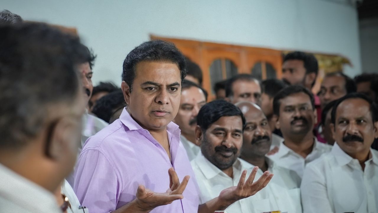 Formula e Car Race Case: నో పర్మిషన్.. జస్ట్ చూసేందుకు ఓకే.. కేటీఆర్ విచారణపై హైకోర్టు తీర్పు