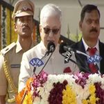 Republic Day: పరేడ్‌గ్రౌండ్స్‌లో ఘనంగా గణతంత్ర వేడుకలు.. జెండా ఆవిష్కరించిన గవర్నర్