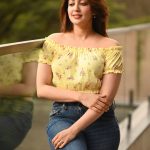 Pranitha Subhash: లేటెస్ట్ లుక్‌‌లో గిచ్చి గిచ్చి చంపుతోంది చేపకళ్ల సుందరి