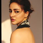 Ananya Panday: బ్యాక్‌లెస్ డ్రెస్‌లో బాలీవుడ్ బ్యూటీ.. చూపులతోనే మత్తెక్కిస్తోందే.!