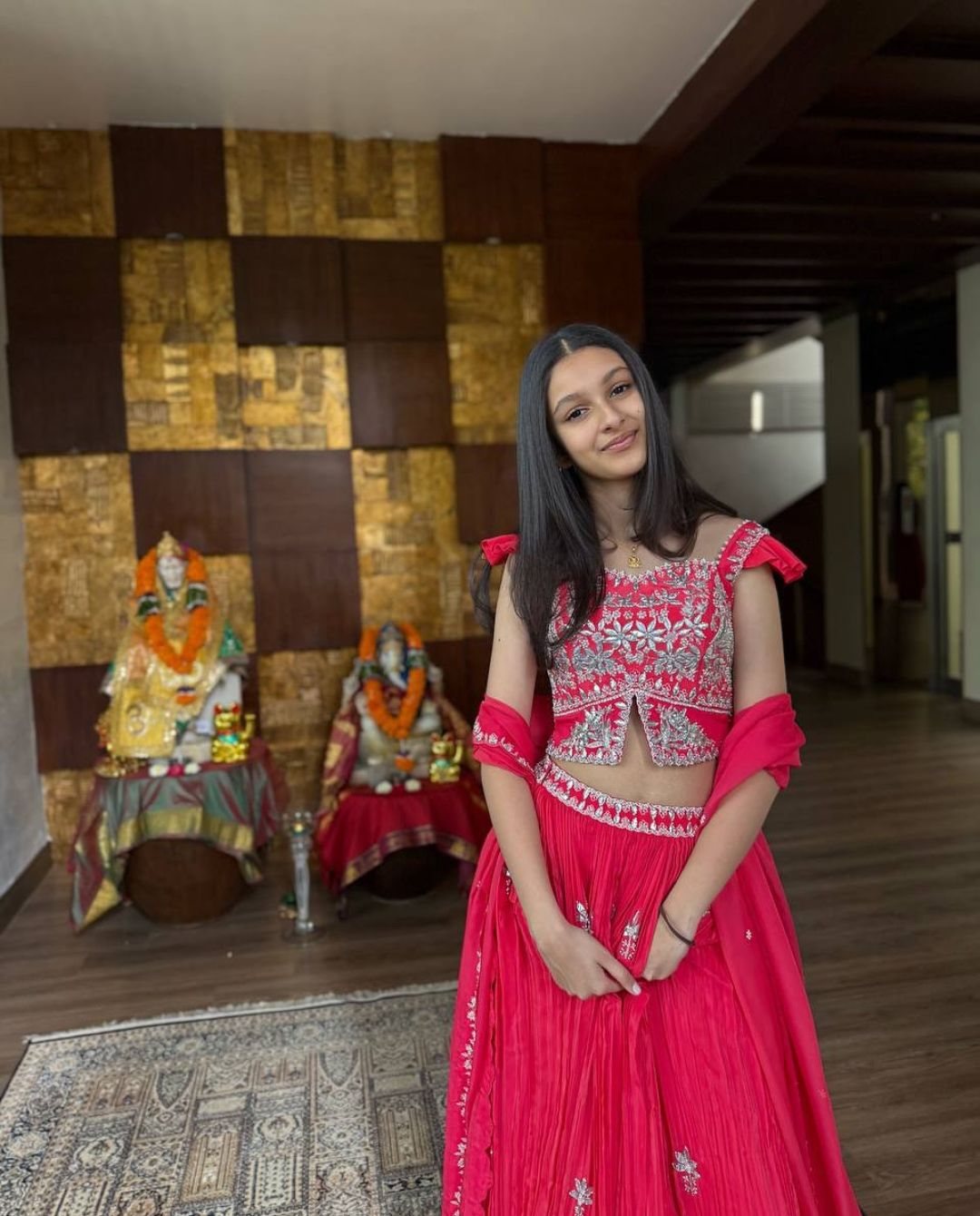 Sitara Ghattamaneni: పుత్తడి బొమ్మలా మెరిసిపోతున్న మహేష్ కూతురు..!