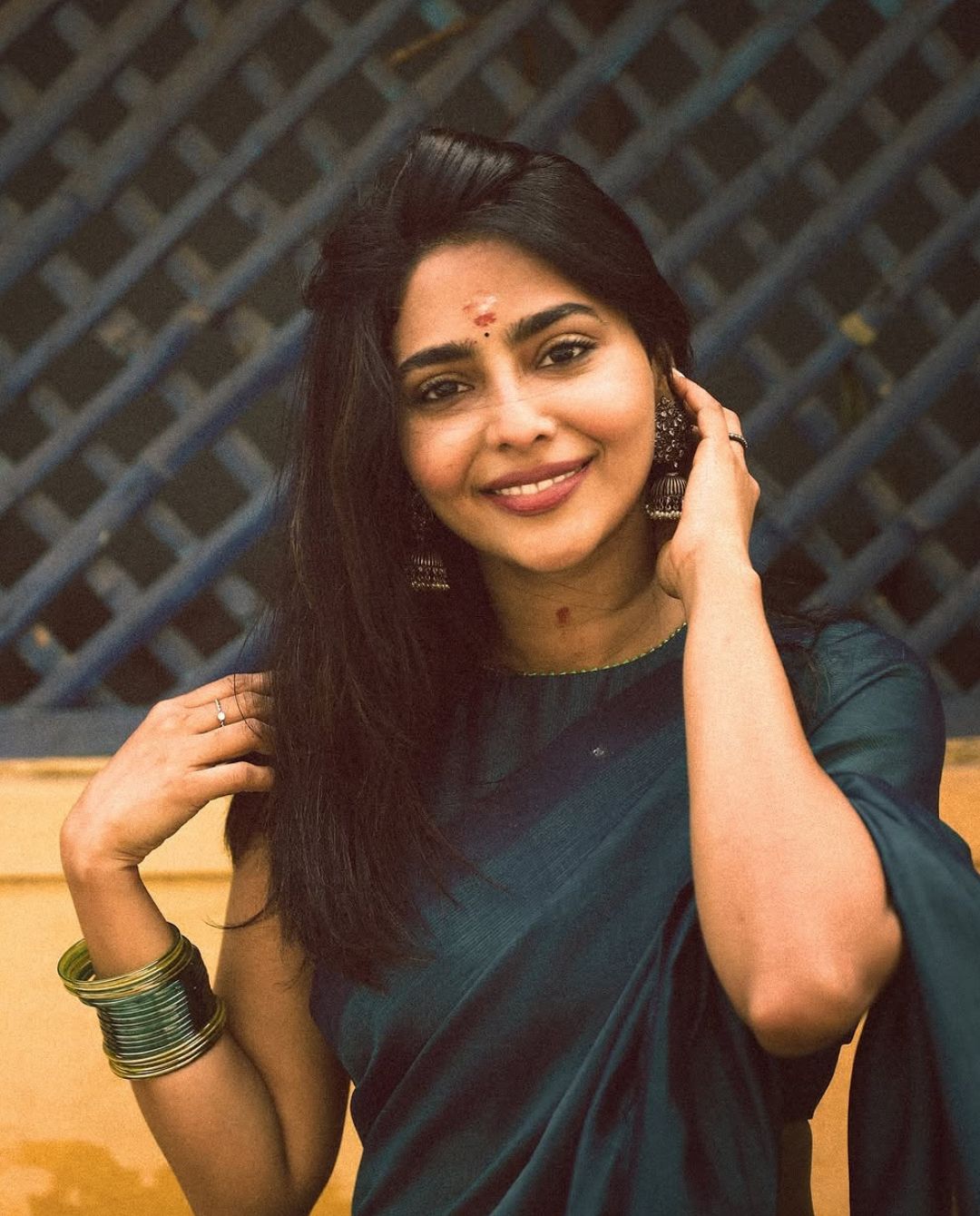 Aishwarya Lekshmi: పొంగల్ స్పెషల్.. గ్రీన్ శారీలో ఐశ్వర్య అదుర్స్..