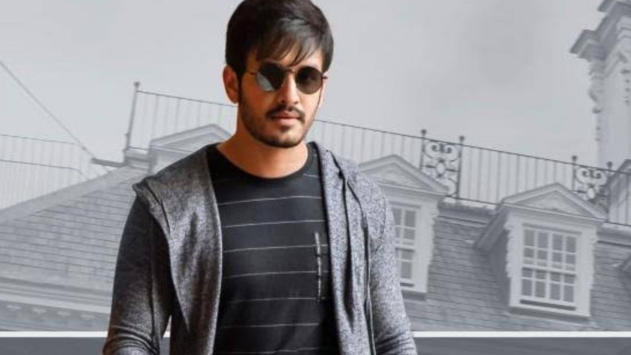 Akkineni Akhil : అఖిల్ ఆ ఒక్కటి మార్చుకుంటేనే సినిమాలు హిట్ అవుతాయా..?