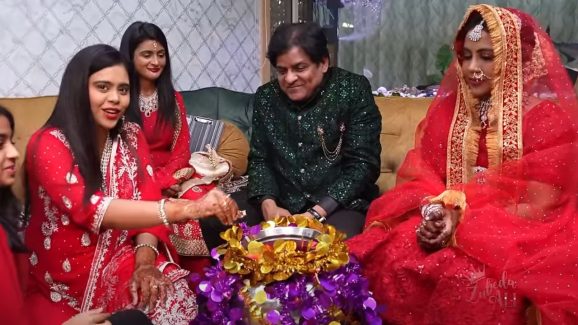 Comedian Ali: మళ్లీ పెళ్లి చేసుకున్న కమెడియన్ ఆలీ.. దగ్గరుండి కూతురే..