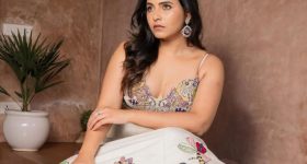 Anjali : వైట్ కలర్ లెహంగాలో పార్వతమ్మ ఎంత అందంగా ఉందో చూశారా..?