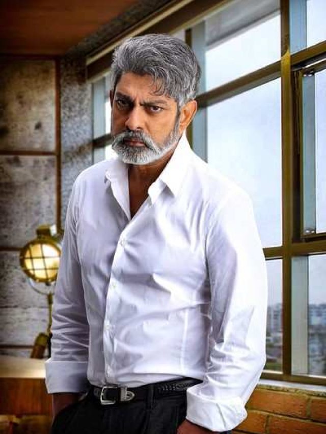 అప్పుడు హీరోలు.. ఇప్పుడు విలన్లు.. ఎవరెవరు మారారో చూడండి