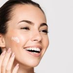 Beauty Tips: మీ చర్మం మెరిసిపోవాలంటే.. వీటిని ట్రై చేయండి