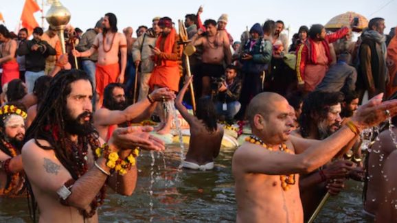 Mahakumbh 2025: ఈ విషయాలు తెలిస్తే చాలు.. కుంభమేళాకు ఈజీగా వెళ్లి రావొచ్చు
