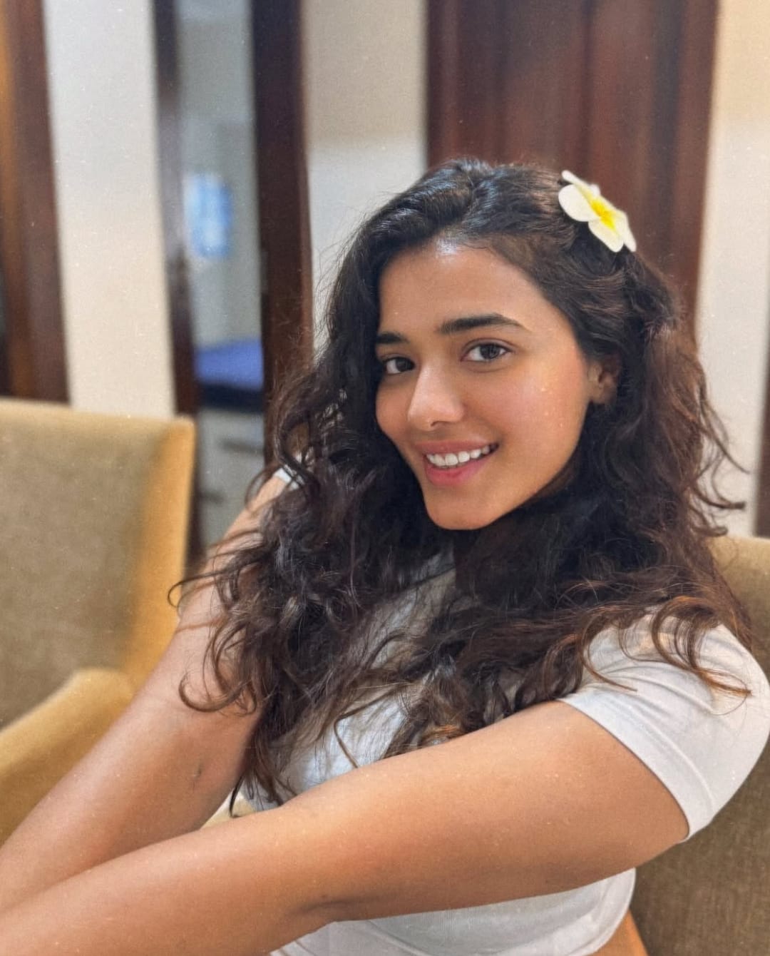 Ketika Sharma : క్యూట్ స్మైల్ తో కుర్రకారు మతి పోగొడుతున్న కేతికా శర్మ