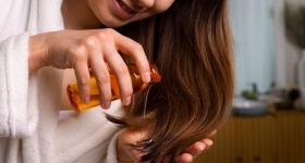 Hair Oil: వీళ్లు జుట్టుకు నూనె ఎక్కువగా అప్లై చేయకూడదు.. ఎందుకంటే ?