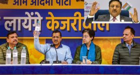 Kejriwal Yamuna water poison: యమునా నది నీటిని ఎన్నికల కమిషనర్ ప్రెస్‌మీట్‌లో తాగాలి.. ఈసీకి కేజ్రీవాల్ సవాల్!