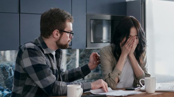 Relationships tips: మీరు చేసే ఈ పనులు మీ భార్య ఇష్టపడకపోవచ్చు, వెంటనే మార్చుకోండి