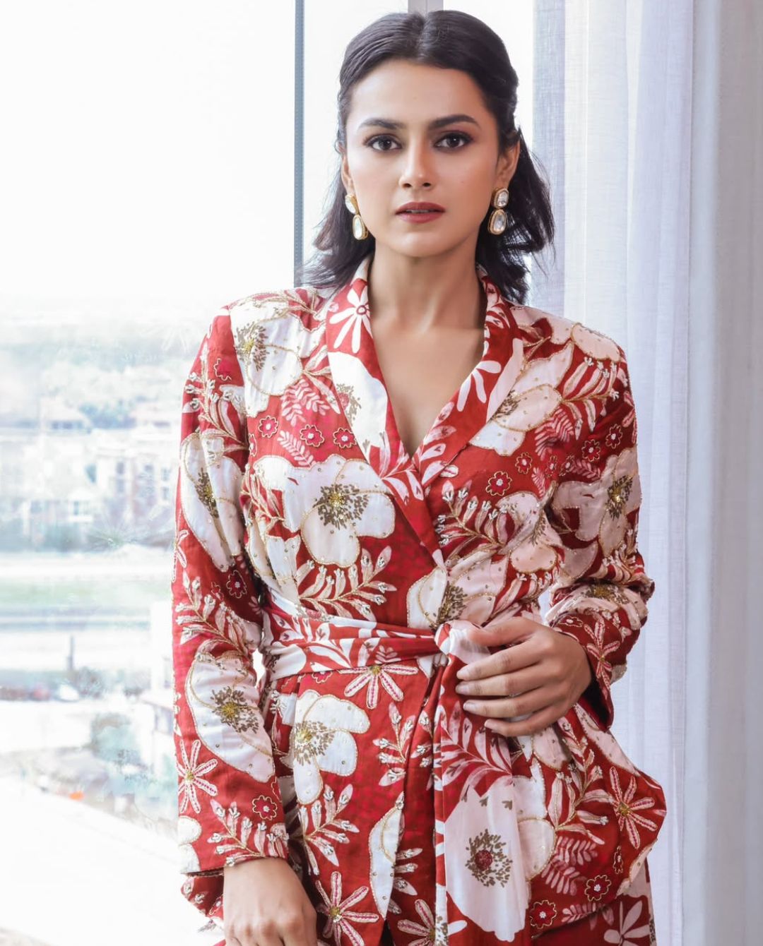 Shraddha Srinath: కిల్లింగ్ లుక్ లో శ్రద్దా శ్రీనాథ్ అదిరిపోయే స్టిల్స్..