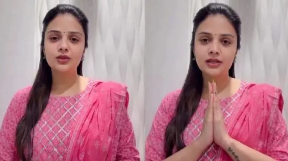 Sreemukhi: నేనూ హిందూ కుటుంబంలోనే పుట్టాను.. దయచేసి క్షమించండి