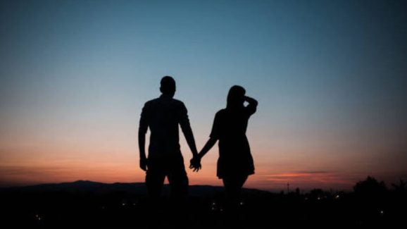 Tollywood Hero : స్టార్ హీరోకు పెళ్ళై రెండు నెలలే.. కట్ చేస్తే.. వైఫ్ కు మూడో నెల..