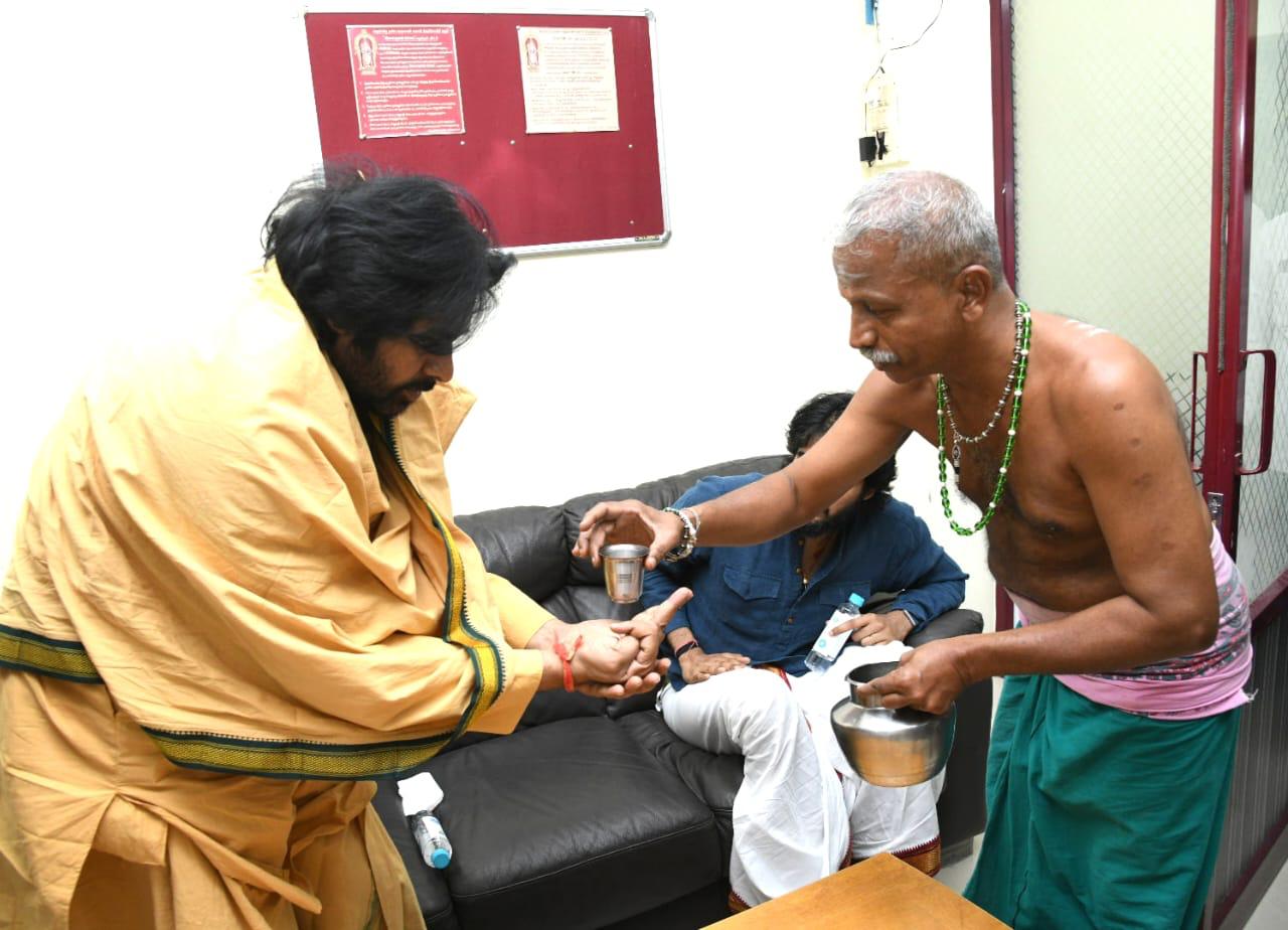 Actor Pawan Kalyan - Akira Nandan Photo gallery