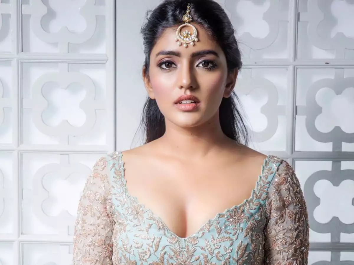 Actress Eesha Rabba Photo gallery
