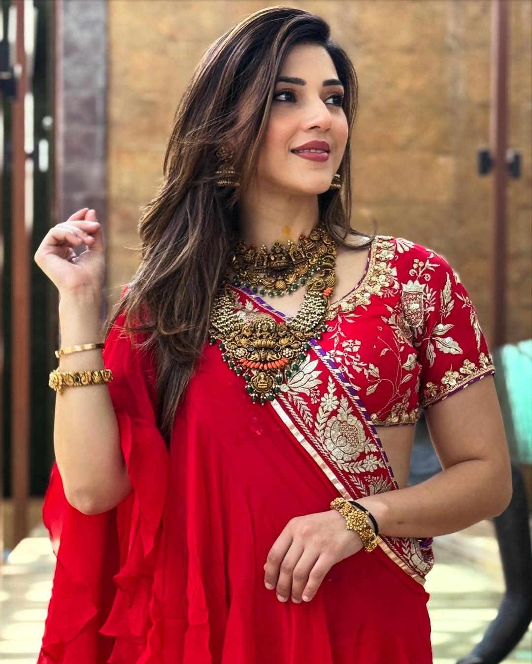 Mehareen Pirzada photo gallery,