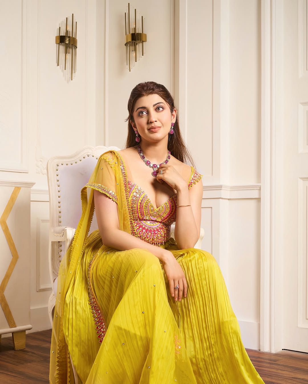 Actress Praneetha Subhash Photo gallery
