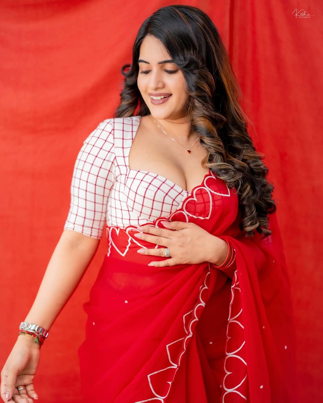 Sravanthi Chokarapu Photo Gallery