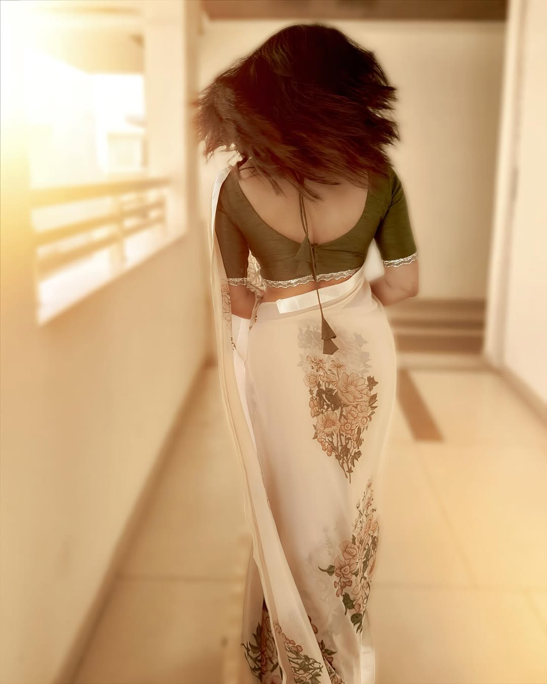 Actress Jyoti Poorvaj Photo gallery