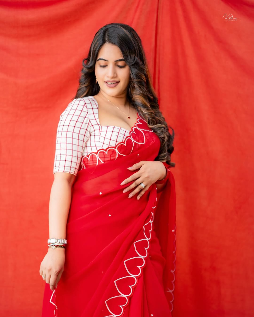 Sravanthi Chokarapu Photo Gallery