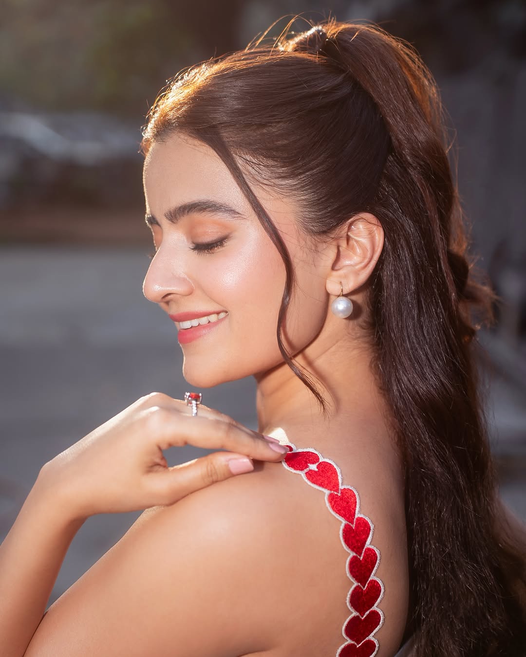 Rukshar Dhillon