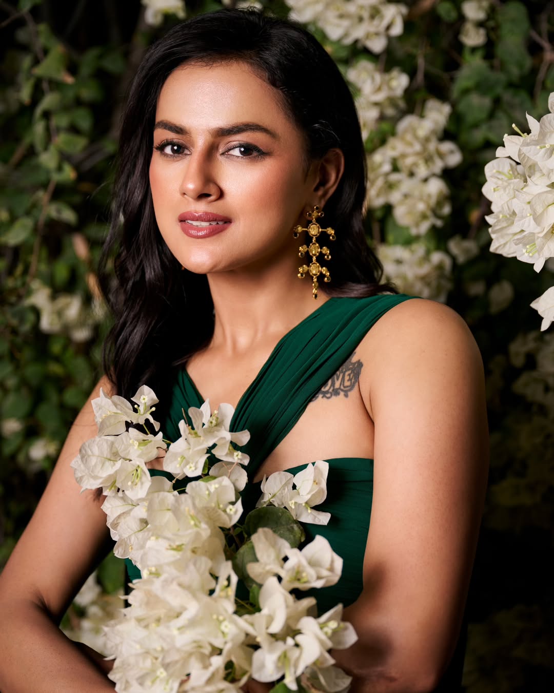 Shraddha Srinath photo gallery