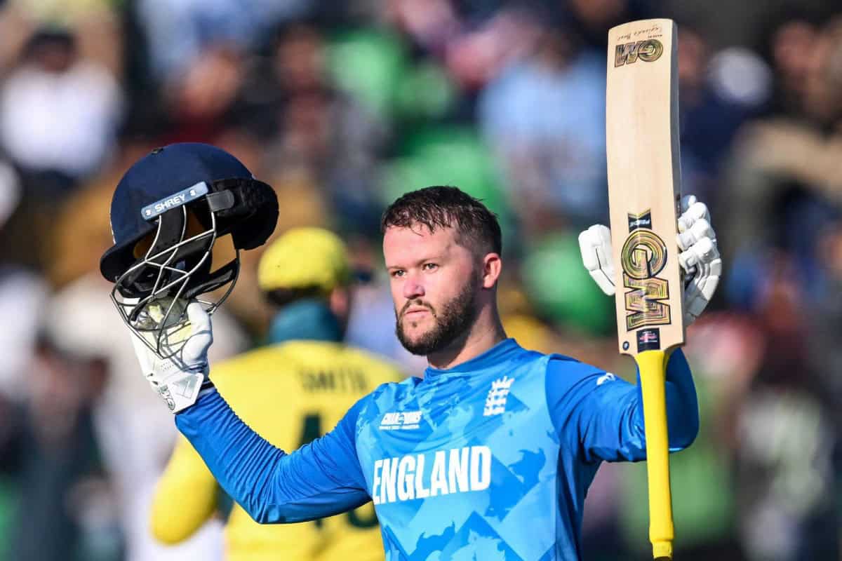AUS vs ENG: ఇంగ్లండ్ భారీ స్కోర్ ..ఛాంపియన్స్ ట్రోఫీలో బెన్ డకెట్ కొత్త రికార్డు !