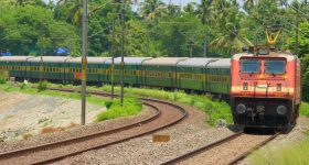 Cheapest AC Train: లగ్జరీ సౌకర్యాలు, అతి తక్కువ ఛార్జ్..  దేశంలో అత్యంత చౌకైన ఏసీ రైలు గురించి తెలుసా?