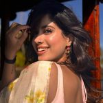 Janvikapoor : ఇంట్రెస్టింగ్ క్యాప్షన్‌తో జాన్వీ పోస్ట్.. చీరలో ఏమందం మామా…