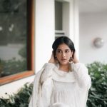 Nabha Natesh : వైట్ డ్రెస్సులో చూపుతిప్పుకొని అందంతో నభా స్టిల్స్..