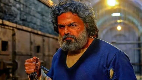 Sardar 2 : కార్తీ క్రేజీ సీక్వెల్ ‘సర్దార్ 2’ పేరుతో ఫ్రాడ్… స్పందించిన నిర్మాతలు Sardar 2 : కార్తీ క్రేజీ సీక్వెల్ ‘సర్దార్ 2’ పేరుతో ఫ్రాడ్… స్పందించిన నిర్మాతలు