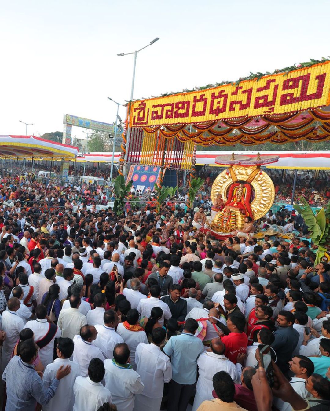 Tirumala Ratha Saptami: సప్త వాహనాలలో శ్రీవారు.. తరిస్తున్న భక్తజనం