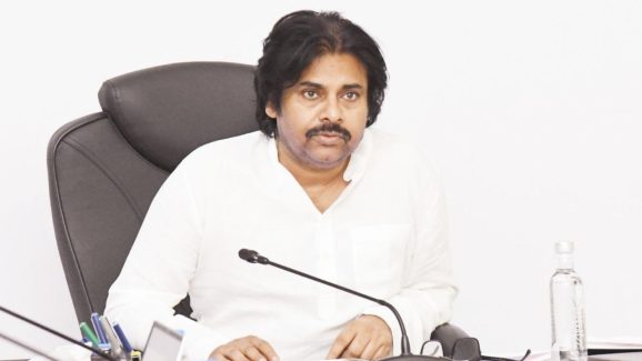 Pawan Kalyan: రేపటి కేబినెట్ సమావేశానికి పవన్ గైర్హాజరు.. కారణం ఇదే!