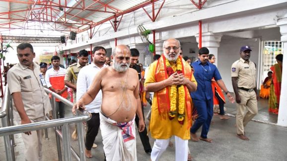Chilkuru Balaji Temple Rangarajan: రంగరాజన్ పైనే దాడి ఎందుకు? కారణం ఇదేనా?