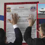 US Seized plane : వెనిజుల ప్రభుత్వ విమానాన్ని స్వాధీనం చేసుకున్న అమెరికా – ఎలా.? ఎక్కడ.? ఎందుకు.?