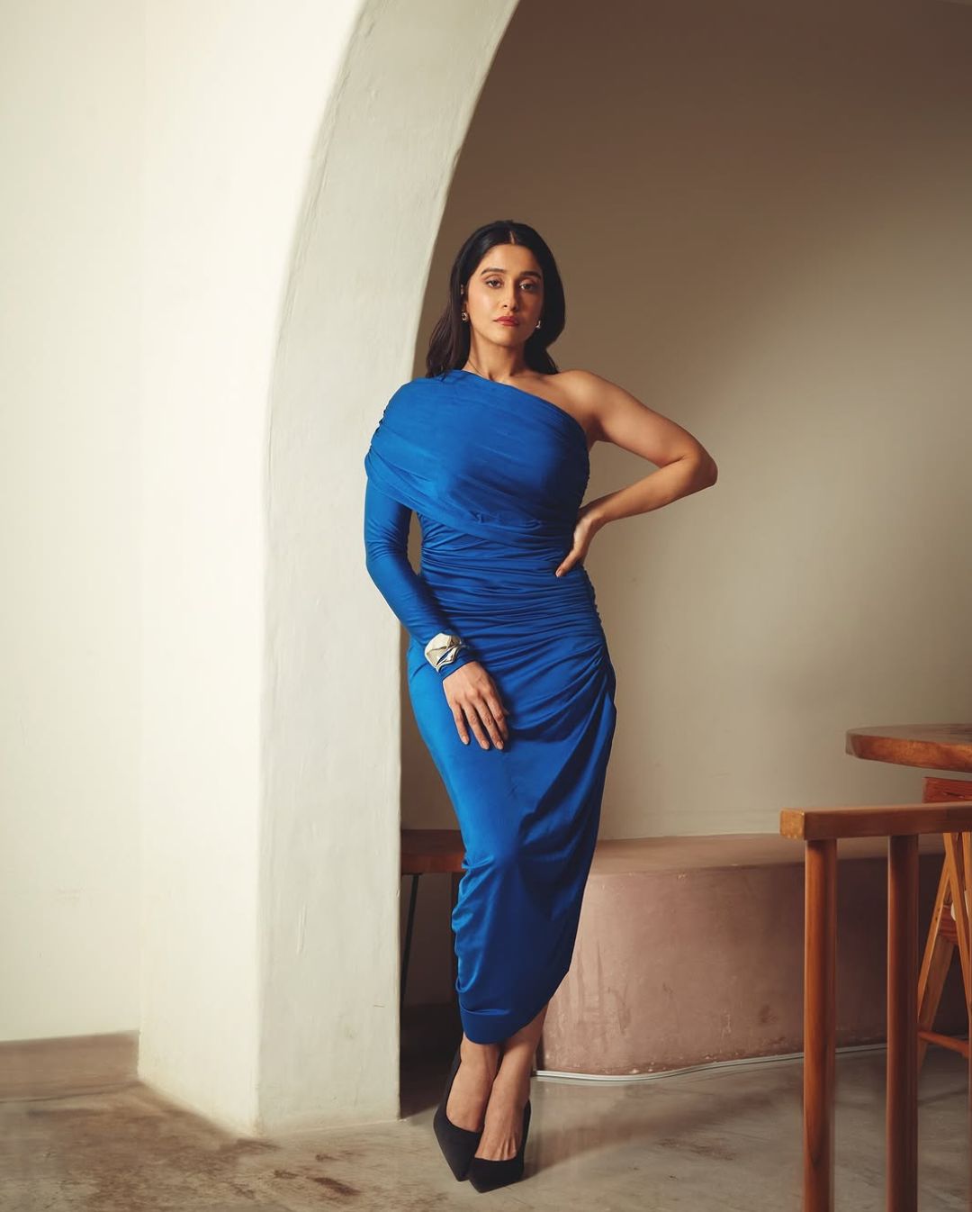 Regina Cassandra: బ్లూటీఫుల్‌గా రెజీనా.. మతెక్కించే అందంతో ఫోటోలు..