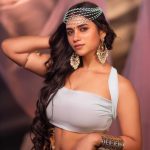 Varupula Madhuri: అందాలతో పిచ్చెక్కిస్తున్న యూట్యూబర్.. హీరోయిన్స్‌కే పోటీ ఇస్తోందిగా.!