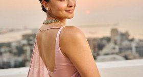 Alia Bhatt: ఫ్రెండ్స్ పెళ్లిలో ఆలియా భట్ ధూమ్‌ధామ్.. పింక్ శారీలో ఫోజులు..