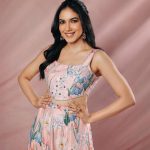 Ritu Varma: పువ్వుల డ్రెస్‌లో రీతూ వర్మ సోయగం.. బేబీ మా అంటూ ఫ్యాన్స్‌తో అల్లరి..