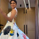 Mrunal Thakur: ముసిముసి నవ్వులతో సిగ్గుపడుతూ.. వయ్యారంగా ఫోటోలు ఫోజులిచ్చిన మృణాల్..!