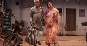 OTT Movie : పంతులు ముందే పాడు పనులు చేసే కసాయి రౌడీ... స్టూడెంట్ పై కన్నుపడి వీడు చేసే పని తెలిస్తే ...