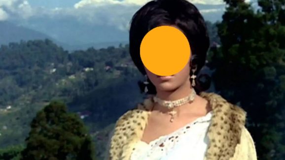 Bollywood Heroine: వేల కోట్ల ఆస్తి.. చివరికి అనాధగా మిగిలిన శవం.. ఆ స్టార్ హీరోయిన్ ఎవరంటే..?