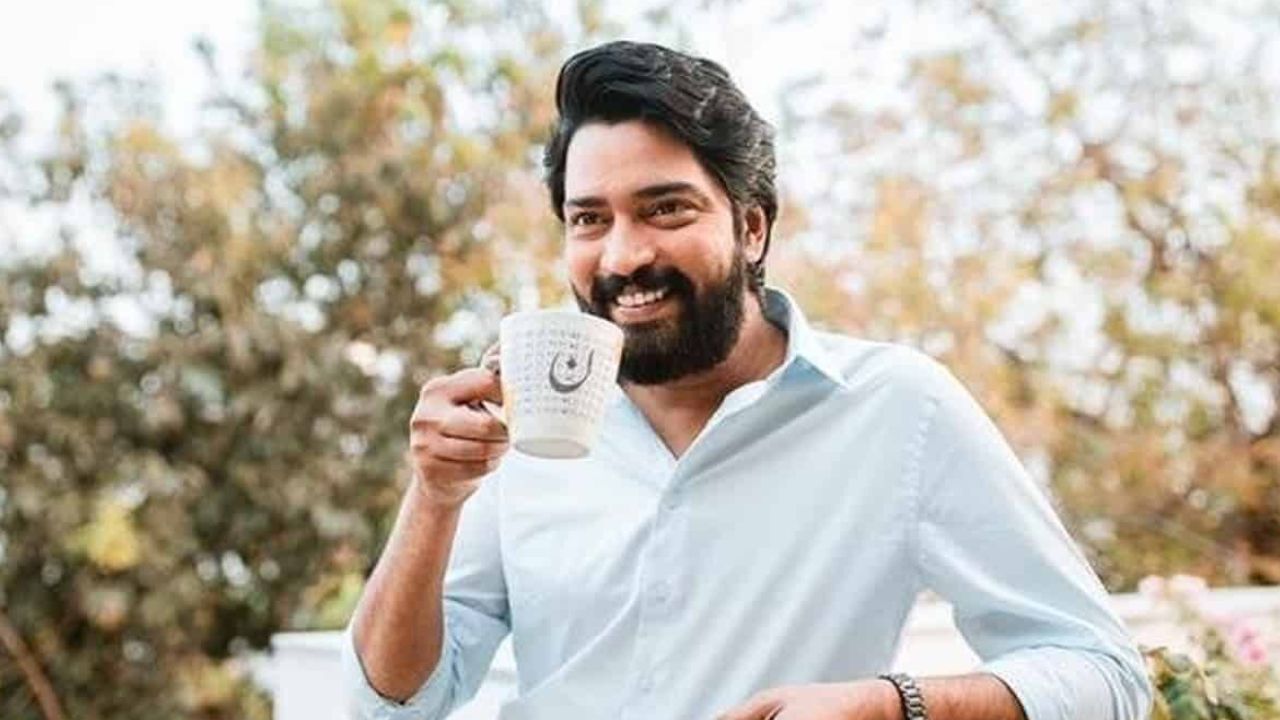 Allari Naresh : అల్లరోడి ఫ్లాష్ బ్యాక్‌లో సోషల్ మీడియా ఇన్ఫ్లుయెన్సర్… ఎవరంటే..?
