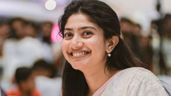 Sai Pallavi: సాయి పల్లవిలో మార్పు.. ఆందోళన పడుతున్న అభిమానులు..!