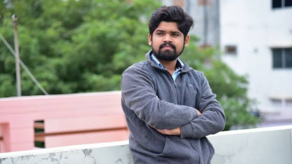 Abhay Naveen : నిఖిల్ హీరోగా అభయ్ డైరెక్షన్లో మూవీ.. వద్దు బ్రో జర ఆలోచించు…